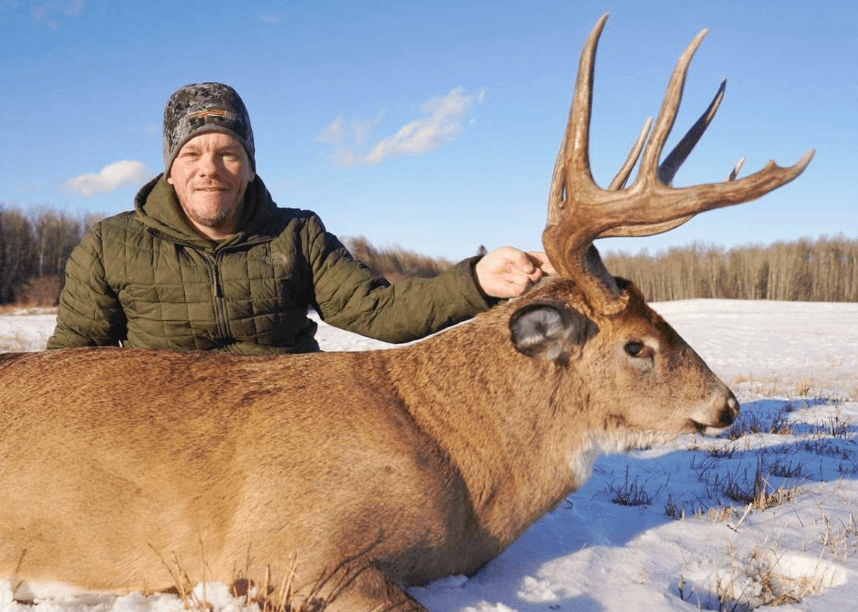 Best Whitetail Deer Hunting Outfitters Alberta 