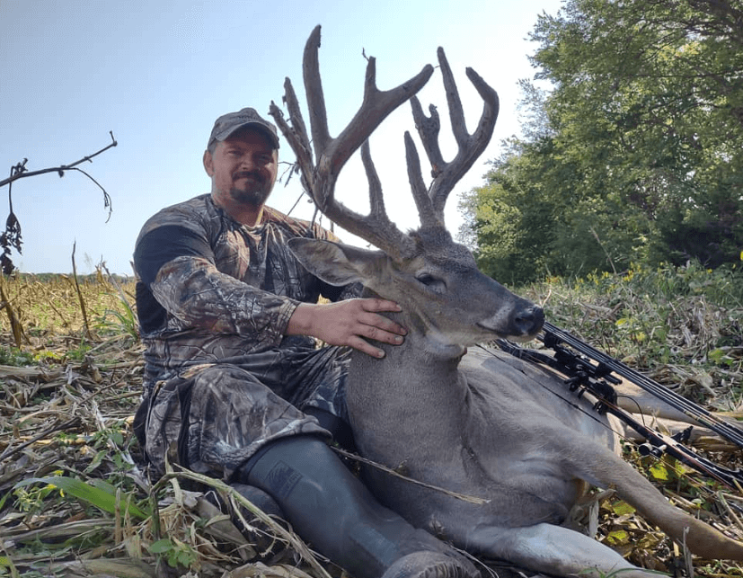 Best whitetail outfitters in Kentucky