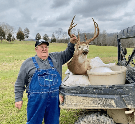 Best White-tailed deer oufitters in Kentucky