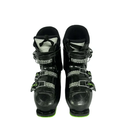 Is it okay to buy second hand ski boots?