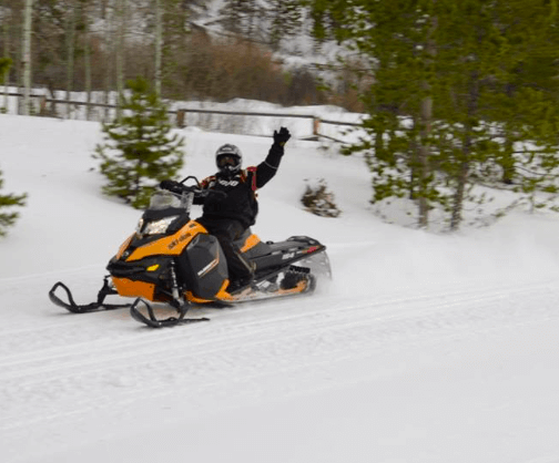 Best places to snowmobile in washington state